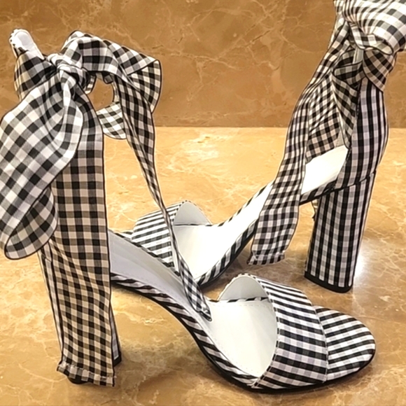 Guess Black/White Gingham Patterned ankle-wrap block-heeled open-toe shoes,  8M - Picture 7 of 16